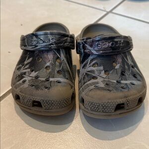 Kids Crocs in camo